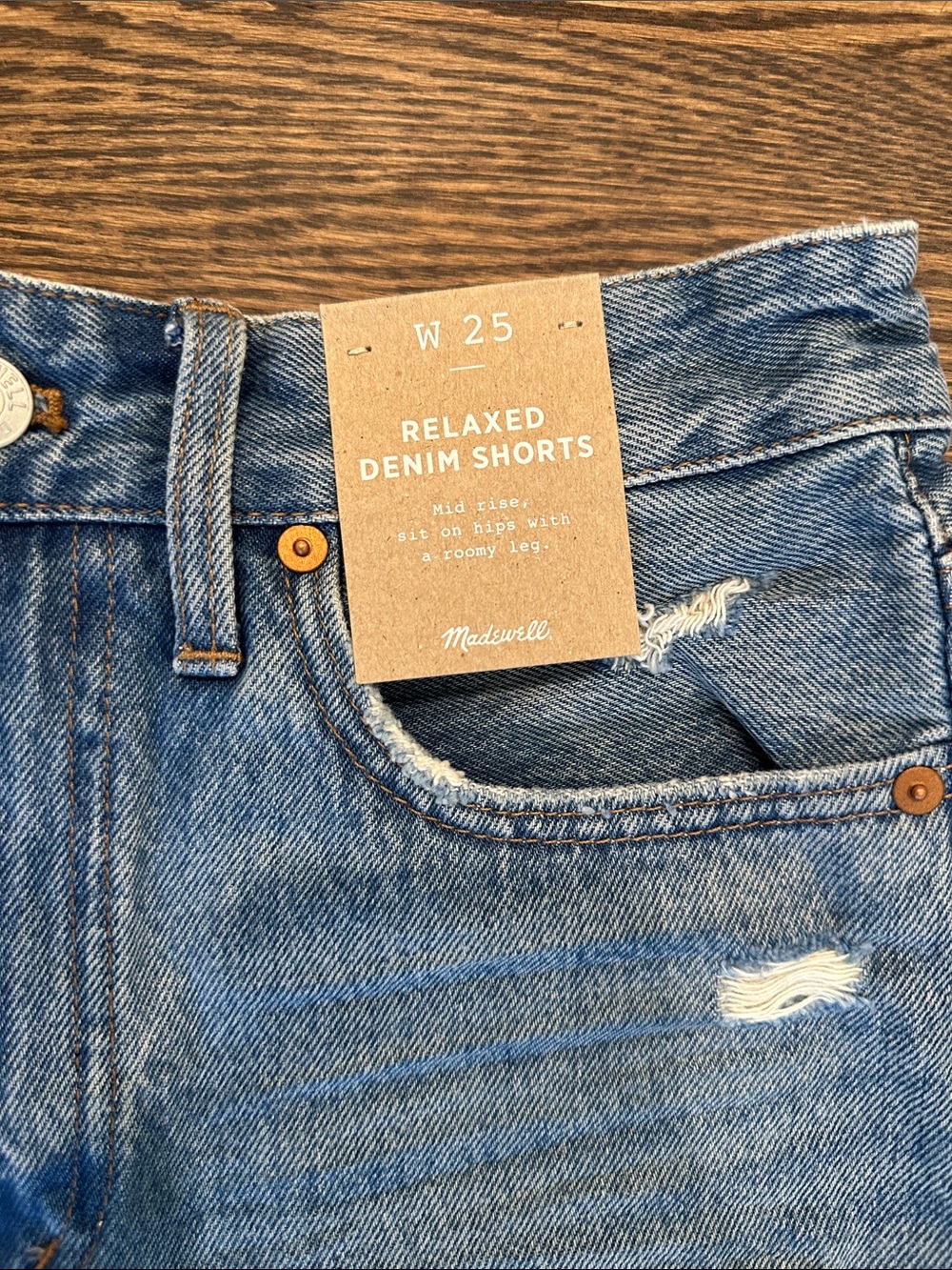 NWT Madewell Relaxed Denim Shorts - Picture 3 of 3